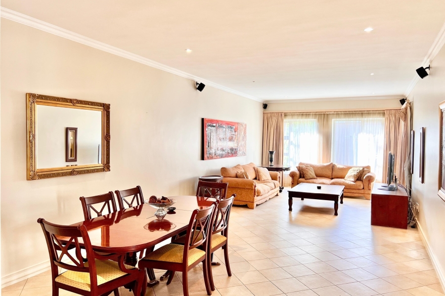 2 Bedroom Property for Sale in Dunkeld West Gauteng