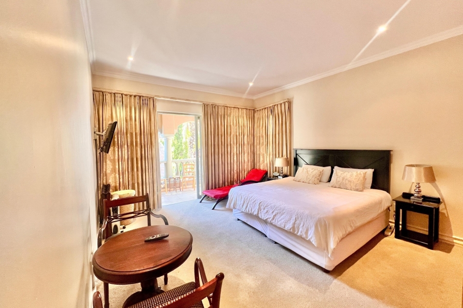 2 Bedroom Property for Sale in Dunkeld West Gauteng
