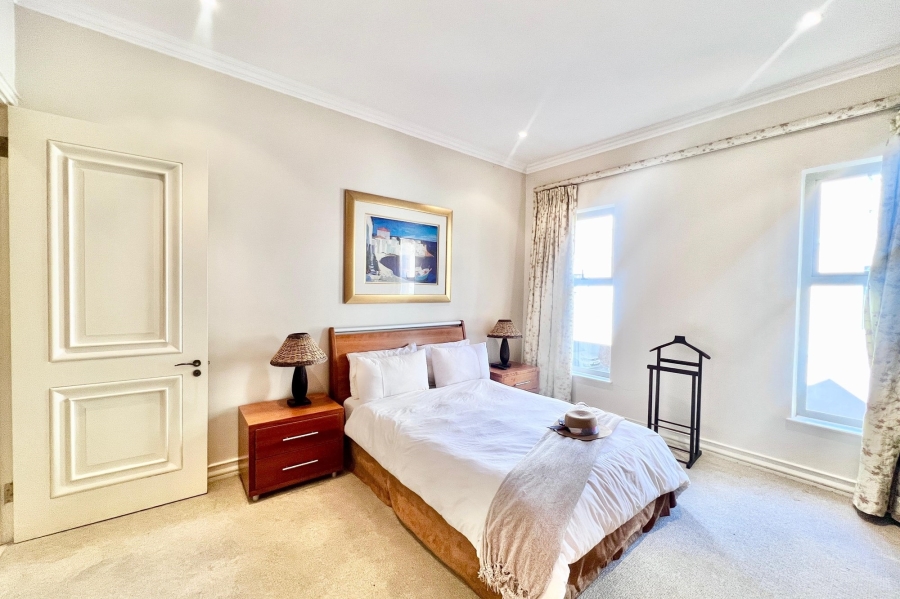 2 Bedroom Property for Sale in Dunkeld West Gauteng