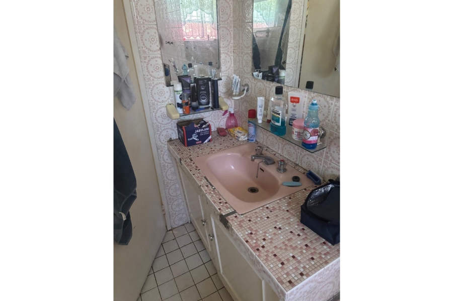 3 Bedroom Property for Sale in Orange Grove Gauteng
