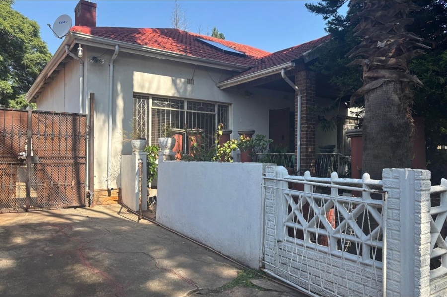 3 Bedroom Property for Sale in Orange Grove Gauteng