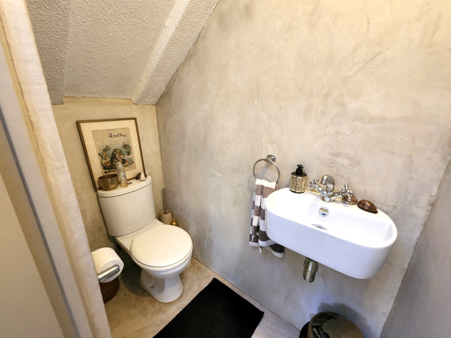 To Let 3 Bedroom Property for Rent in Woodhill Estate Gauteng