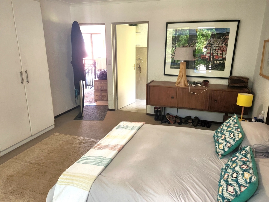 To Let 3 Bedroom Property for Rent in Woodhill Estate Gauteng