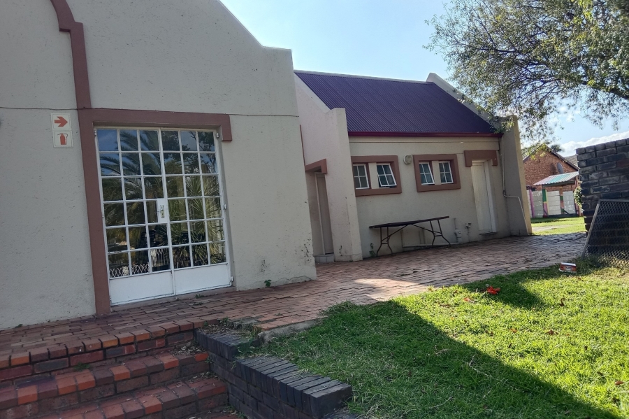 To Let 2 Bedroom Property for Rent in Noordwyk Gauteng