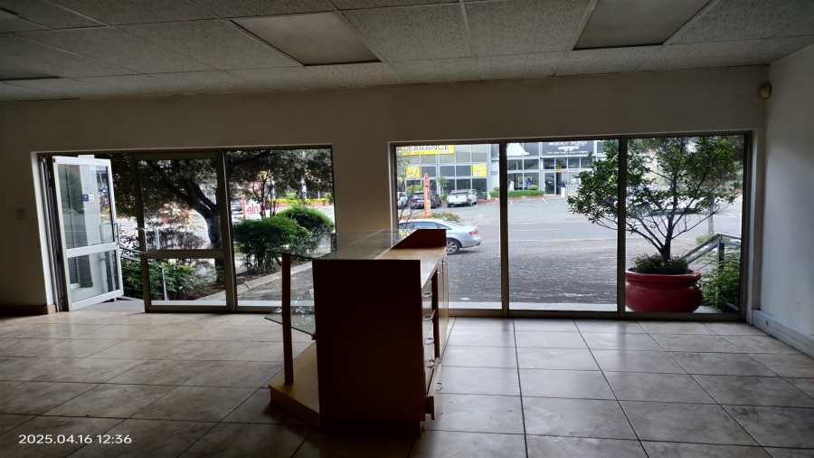 To Let commercial Property for Rent in North Riding Gauteng