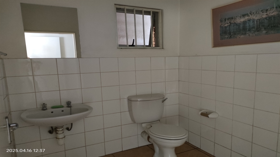 To Let commercial Property for Rent in North Riding Gauteng