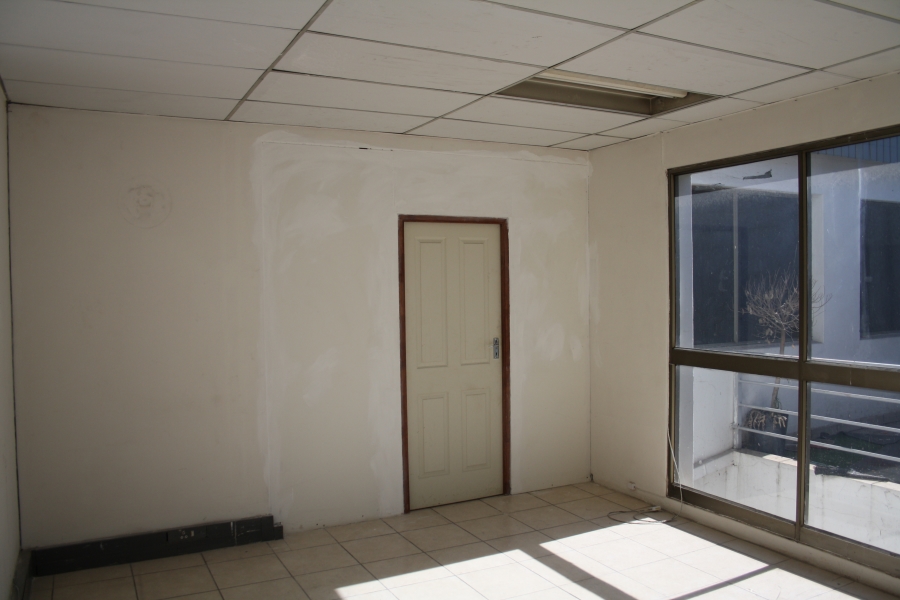 Commercial Property for Sale in Anderbolt Gauteng