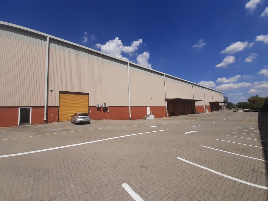 To Let commercial Property for Rent in Longmeadow Gauteng