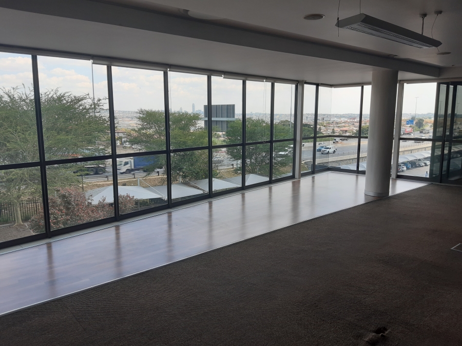 To Let commercial Property for Rent in Longmeadow Gauteng