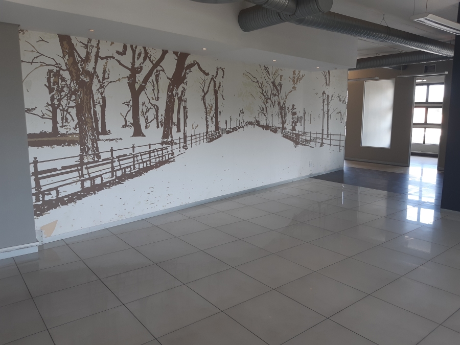 To Let commercial Property for Rent in Longmeadow Gauteng