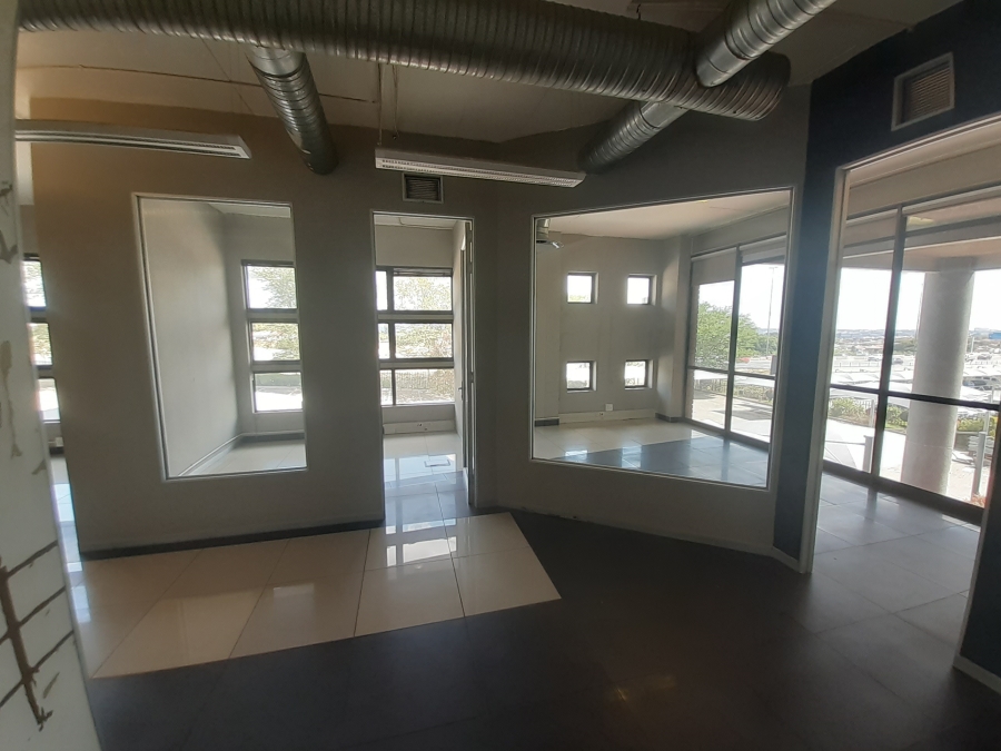 To Let commercial Property for Rent in Longmeadow Gauteng