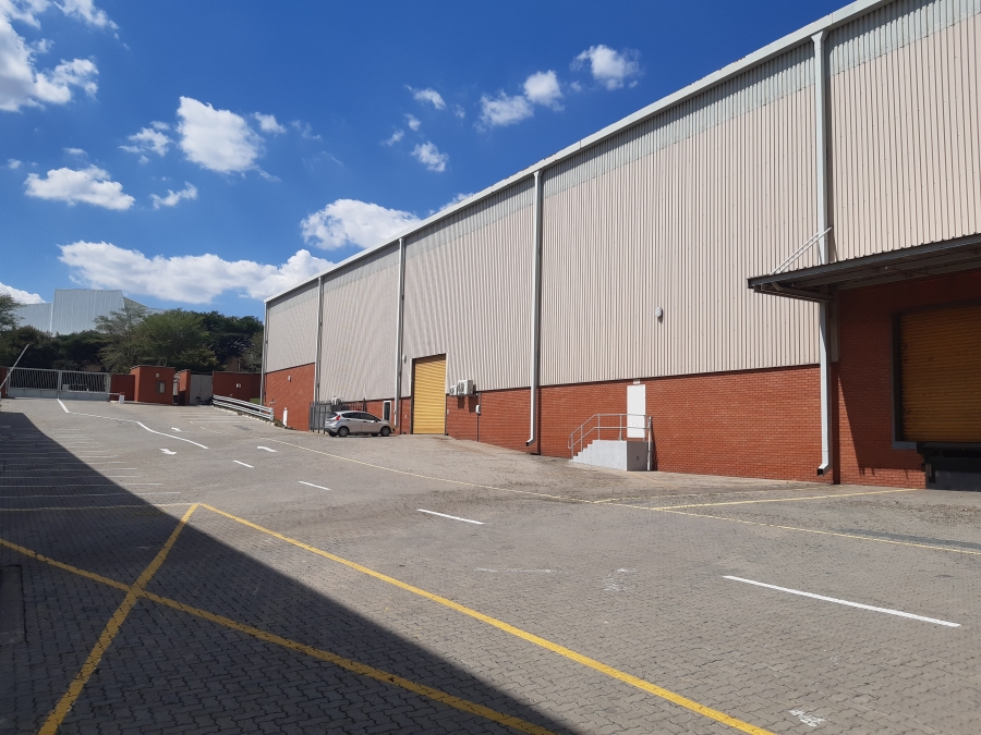 To Let commercial Property for Rent in Longmeadow Gauteng