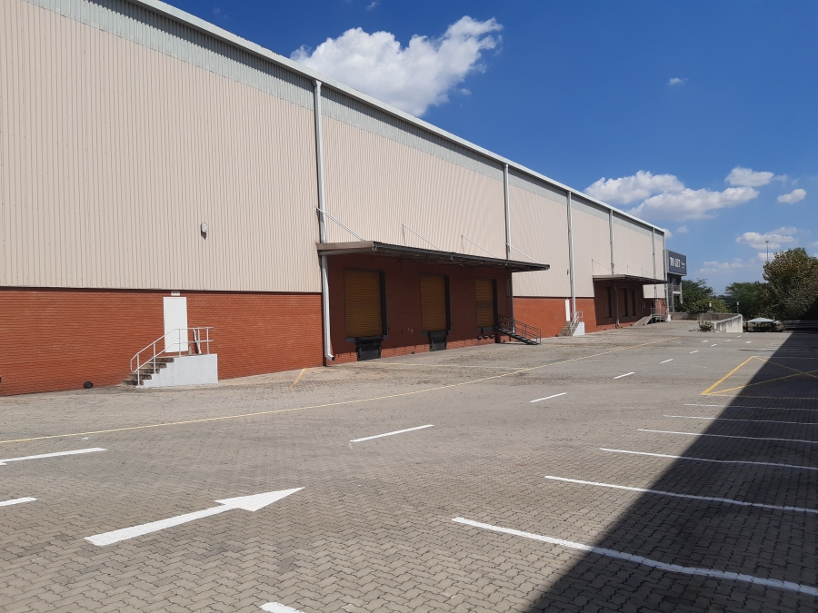To Let commercial Property for Rent in Longmeadow Gauteng