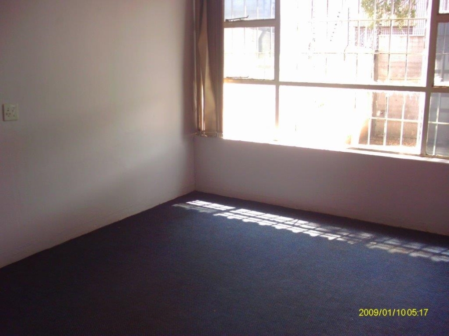 Commercial Property for Sale in Anderbolt Gauteng
