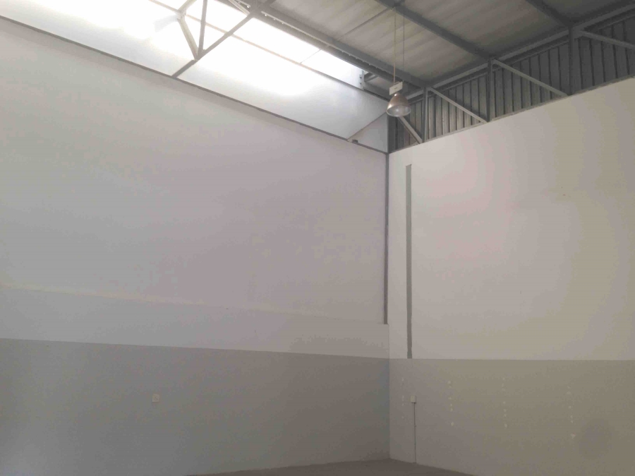 To Let commercial Property for Rent in Strijdom Park Gauteng