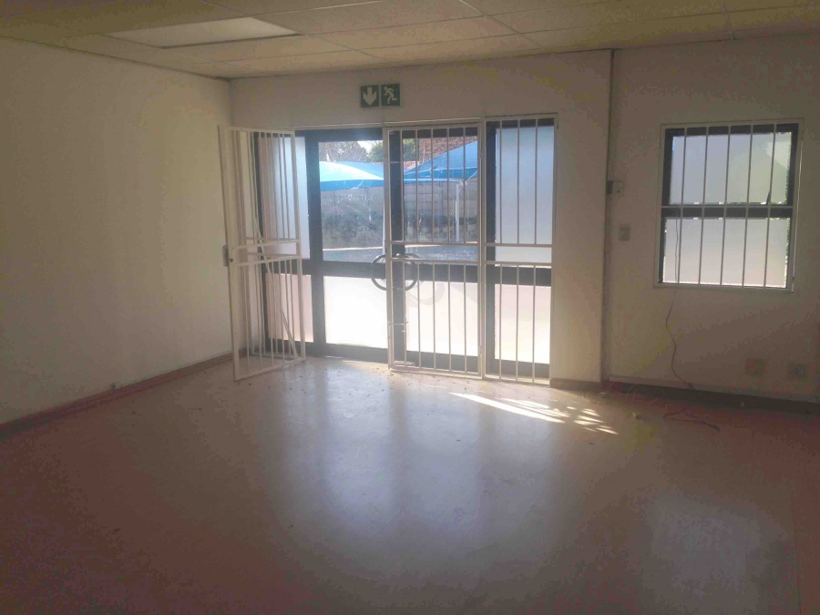 To Let commercial Property for Rent in Strijdom Park Gauteng