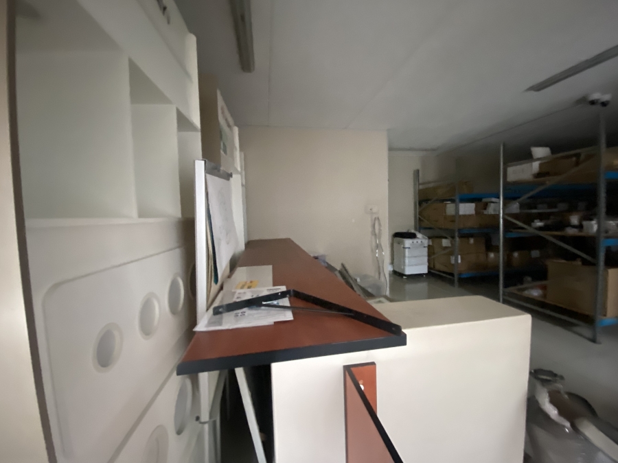 To Let commercial Property for Rent in Eastgate Gauteng