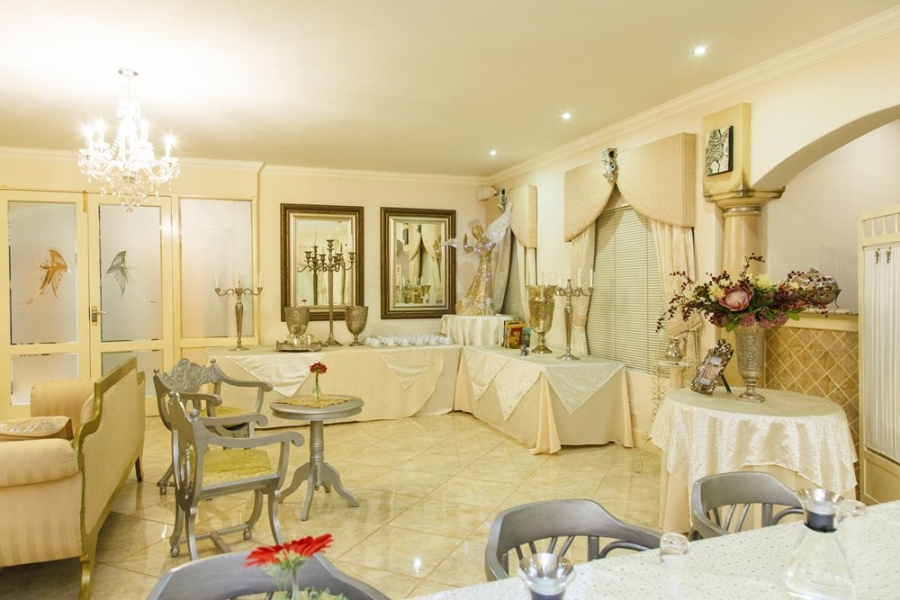 Commercial Property for Sale in Moreleta Park Gauteng