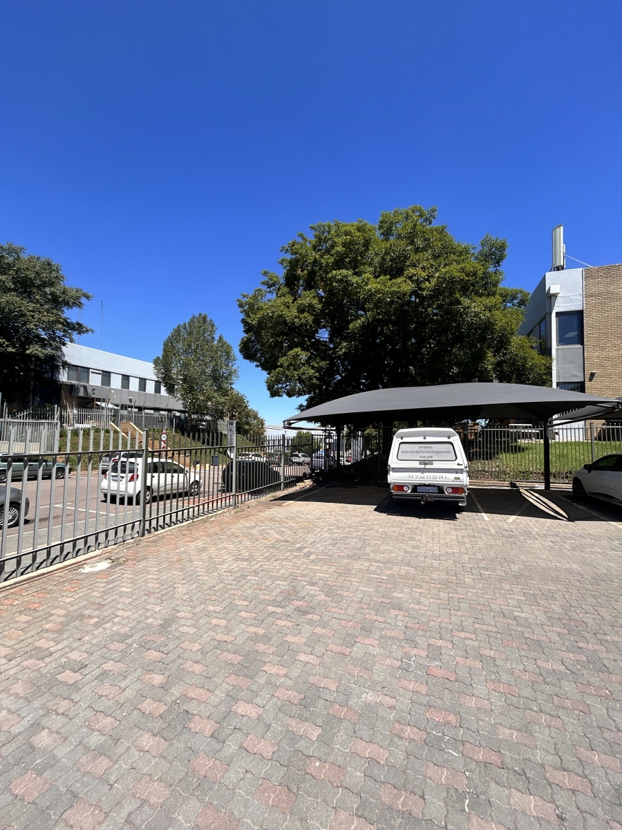 To Let commercial Property for Rent in Jet Park Gauteng