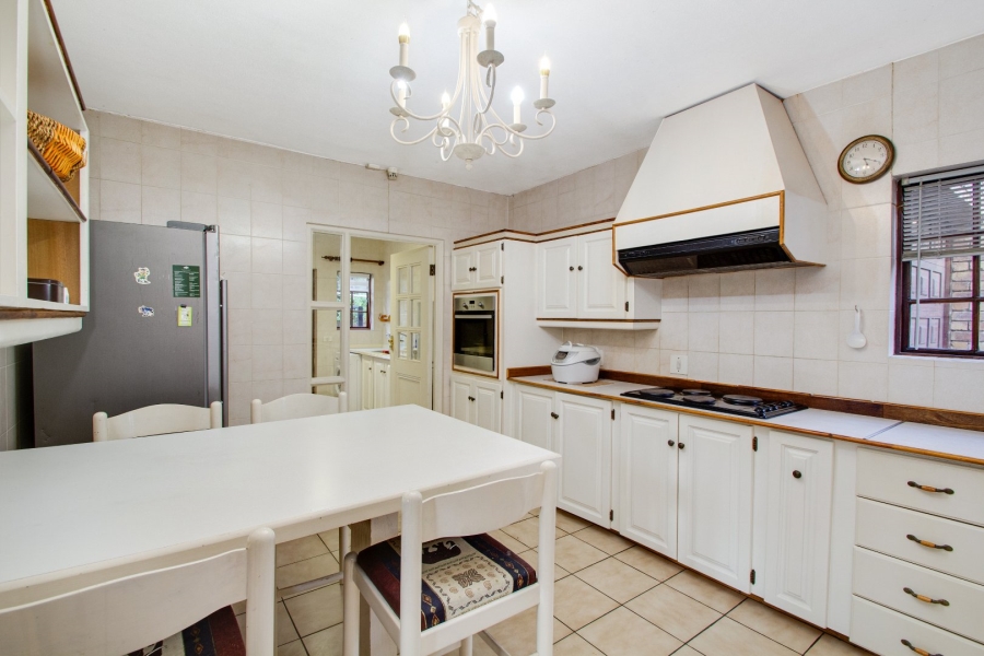 4 Bedroom Property for Sale in Fourways Gardens Gauteng