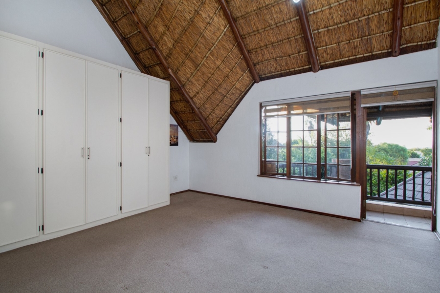 4 Bedroom Property for Sale in Fourways Gardens Gauteng