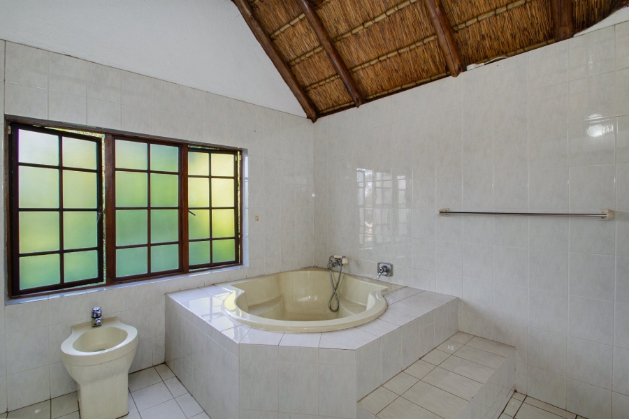 4 Bedroom Property for Sale in Fourways Gardens Gauteng