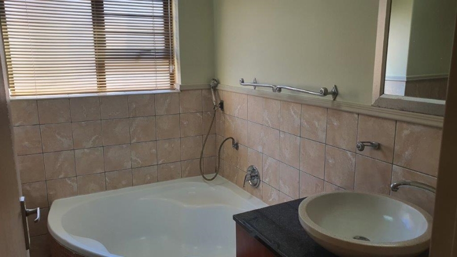 2 Bedroom Property for Sale in Brooklyn Gauteng
