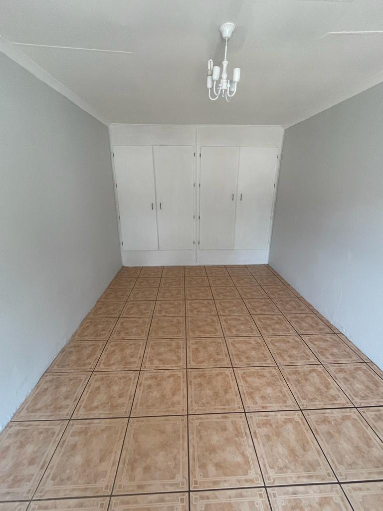 6 Bedroom Property for Sale in Pretoria North Gauteng