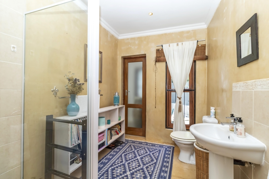 4 Bedroom Property for Sale in Hurlingham Manor Gauteng