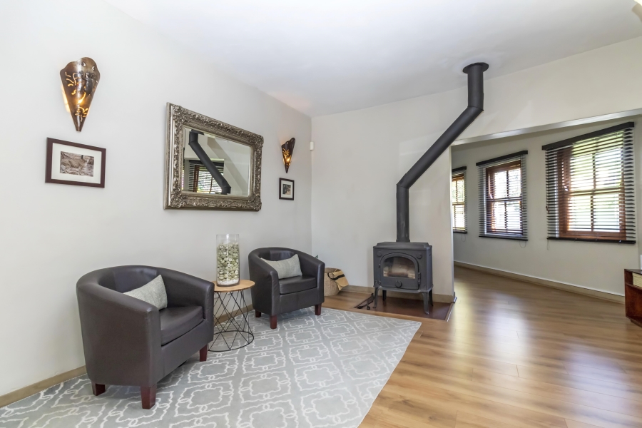 4 Bedroom Property for Sale in Hurlingham Manor Gauteng
