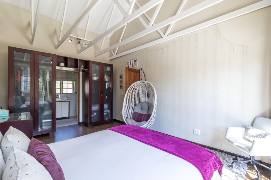 4 Bedroom Property for Sale in Hurlingham Manor Gauteng
