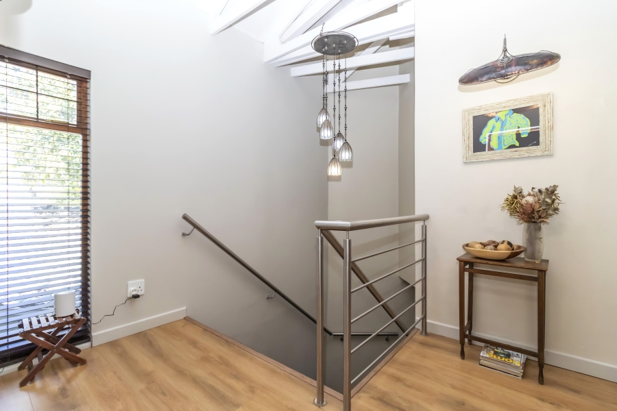 4 Bedroom Property for Sale in Hurlingham Manor Gauteng
