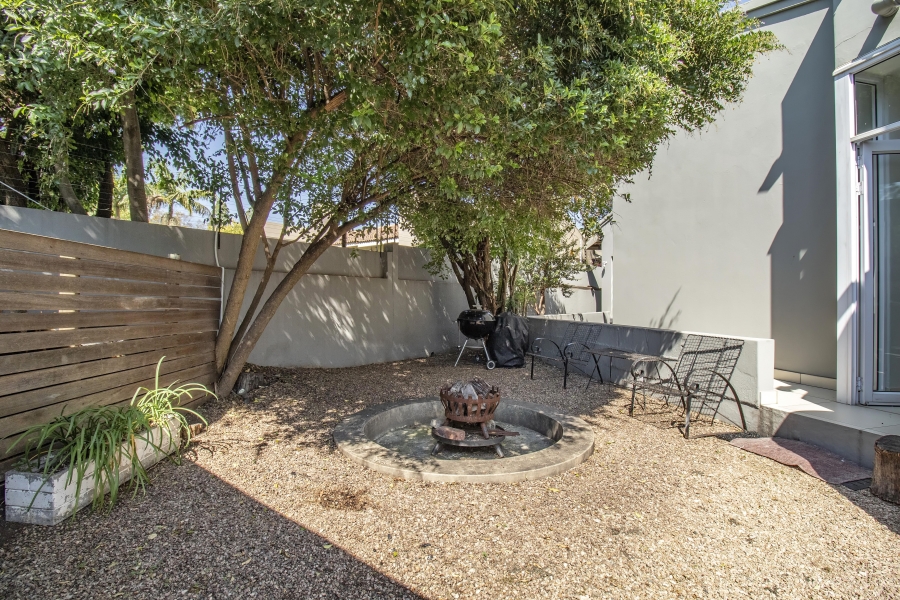 4 Bedroom Property for Sale in Hurlingham Manor Gauteng