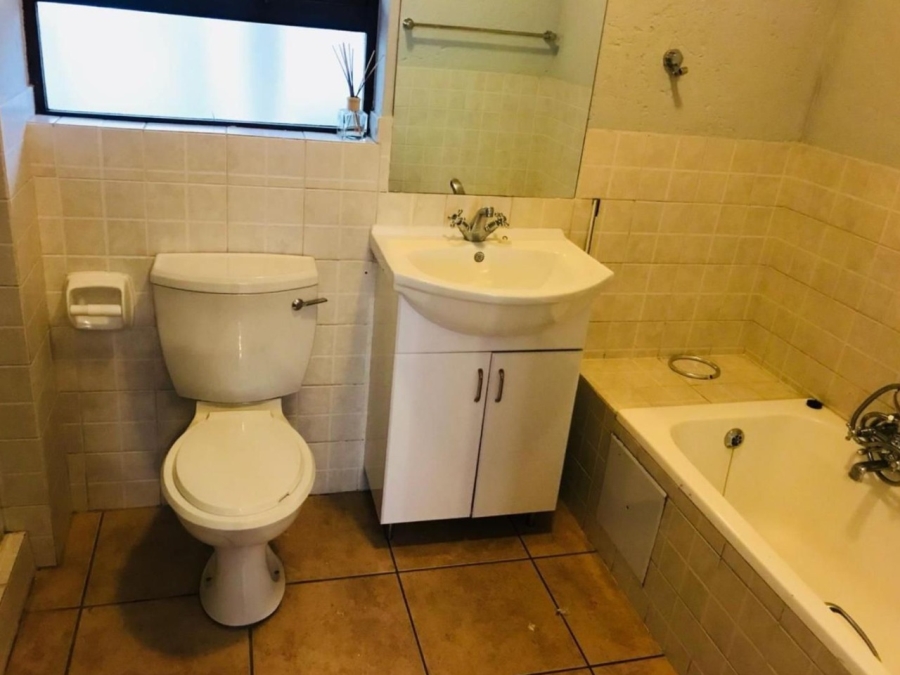 To Let 1 Bedroom Property for Rent in Paulshof Gauteng