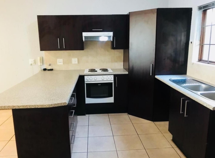 To Let 1 Bedroom Property for Rent in Paulshof Gauteng