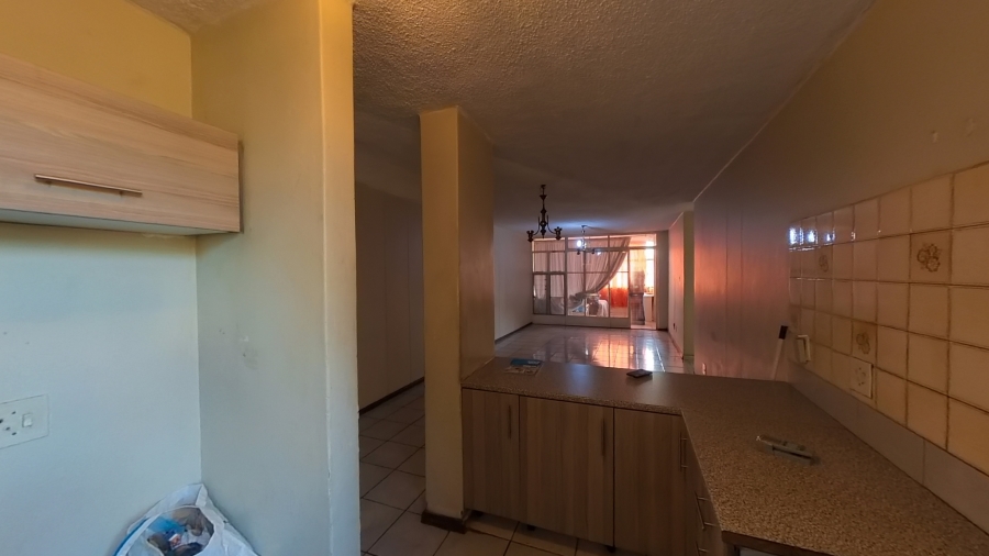 2 Bedroom Property for Sale in Sunnyside Gauteng