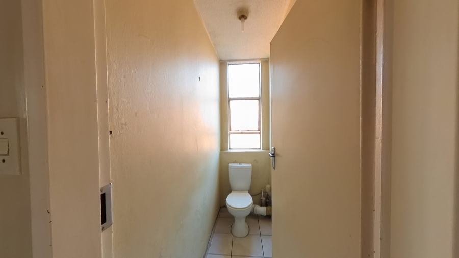2 Bedroom Property for Sale in Sunnyside Gauteng