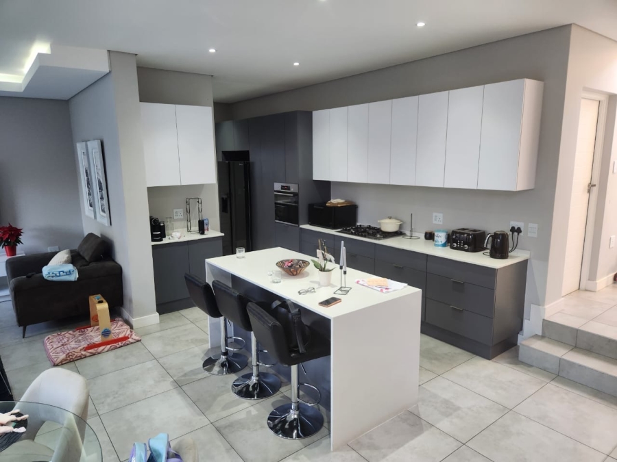 3 Bedroom Property for Sale in Oriel Gauteng