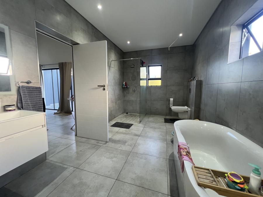 3 Bedroom Property for Sale in Oriel Gauteng