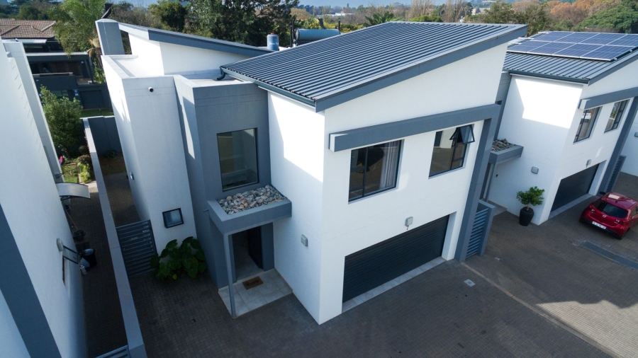 3 Bedroom Property for Sale in Oriel Gauteng