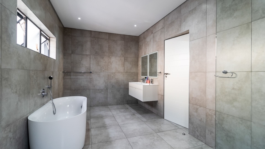 3 Bedroom Property for Sale in Oriel Gauteng