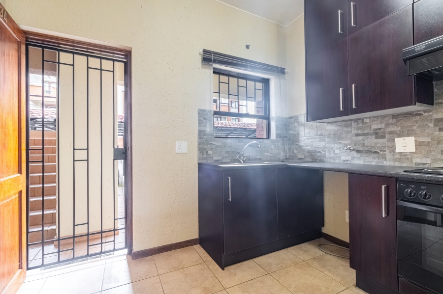 1 Bedroom Property for Sale in Paulshof Gauteng