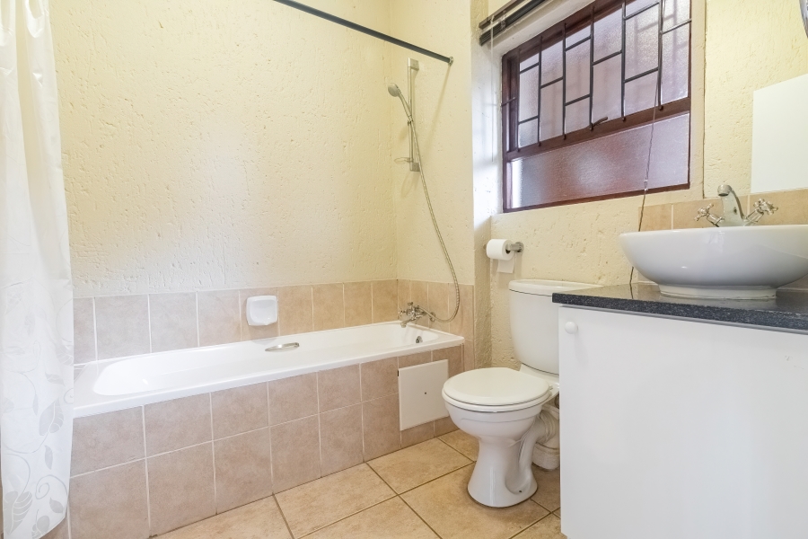 1 Bedroom Property for Sale in Paulshof Gauteng