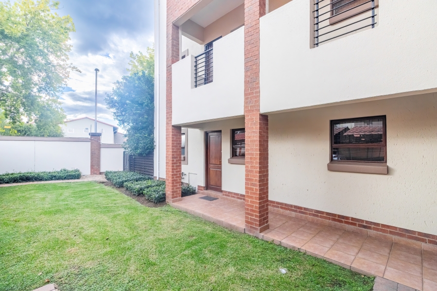 1 Bedroom Property for Sale in Paulshof Gauteng