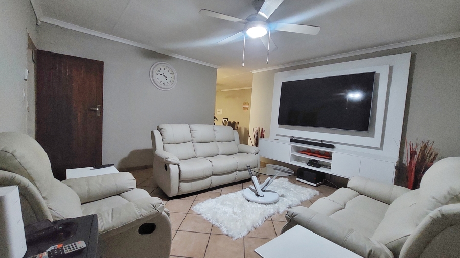 3 Bedroom Property for Sale in Willow Park Manor Gauteng