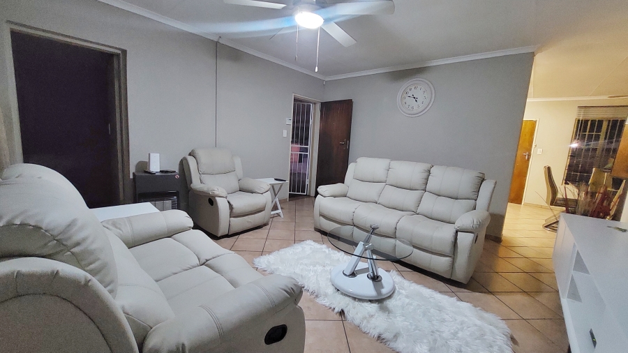 3 Bedroom Property for Sale in Willow Park Manor Gauteng