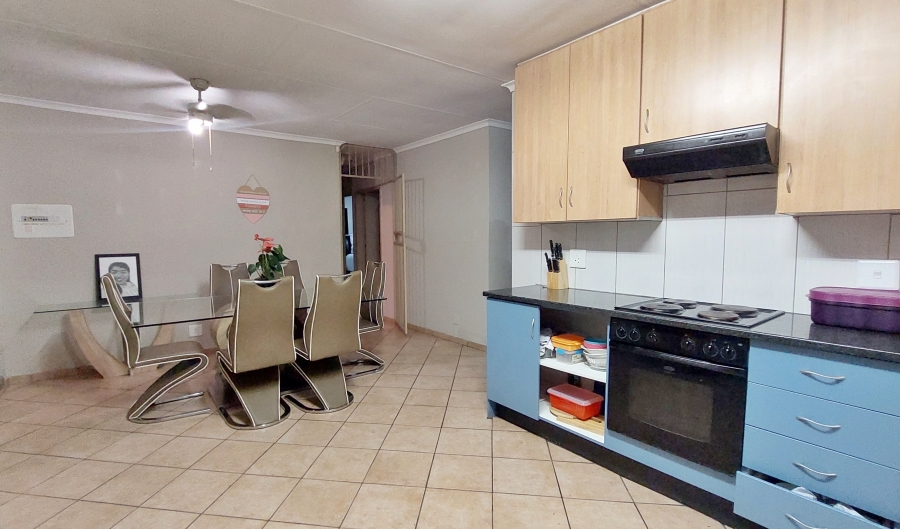 3 Bedroom Property for Sale in Willow Park Manor Gauteng