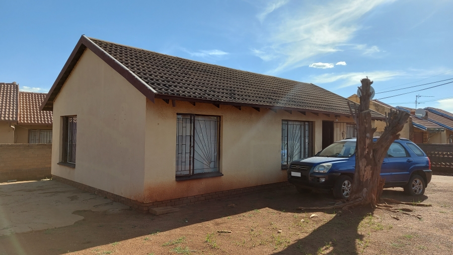 3 Bedroom Property for Sale in Vosloorus Ext 2 Gauteng