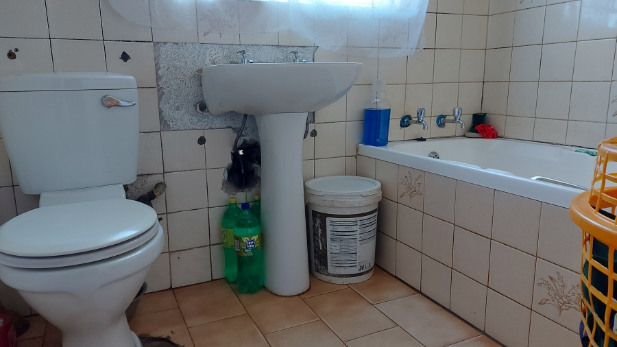 3 Bedroom Property for Sale in Vosloorus Ext 2 Gauteng
