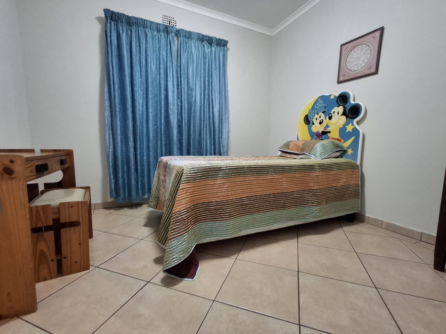4 Bedroom Property for Sale in Dorandia Gauteng